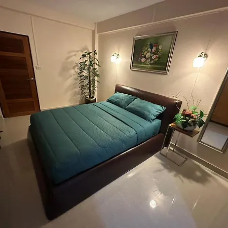 66 Apartment Bangkok Exterior photo